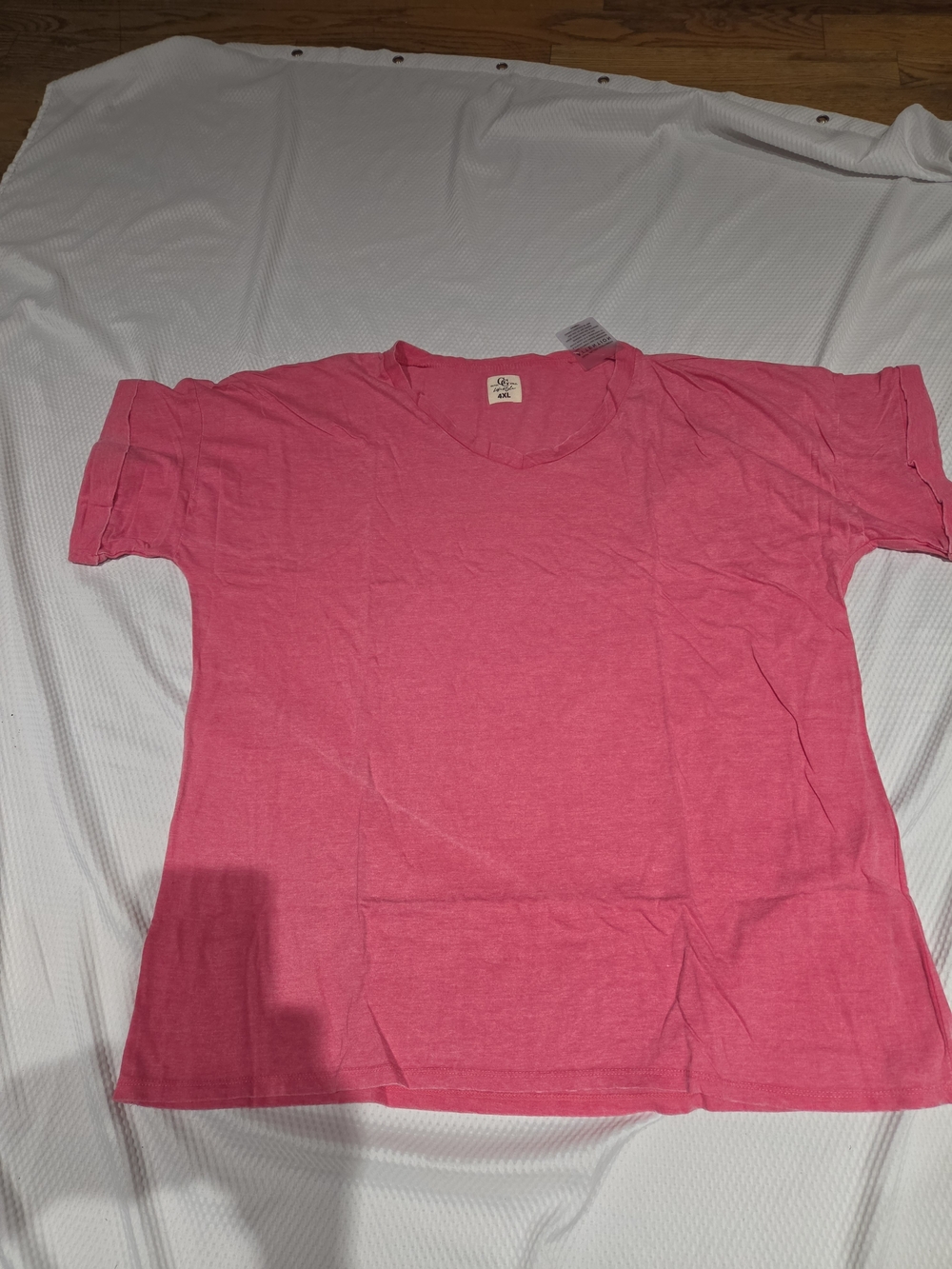 Women's 4XL Bright Pink V-Neck Short Sleeve Tee